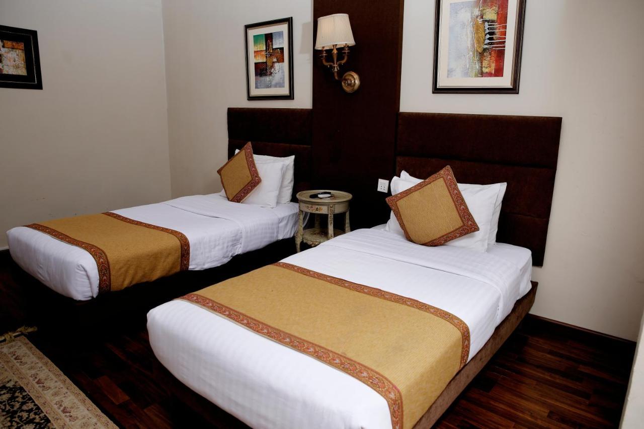 Ambassador Suites & Hotel Исламабад Экстерьер фото